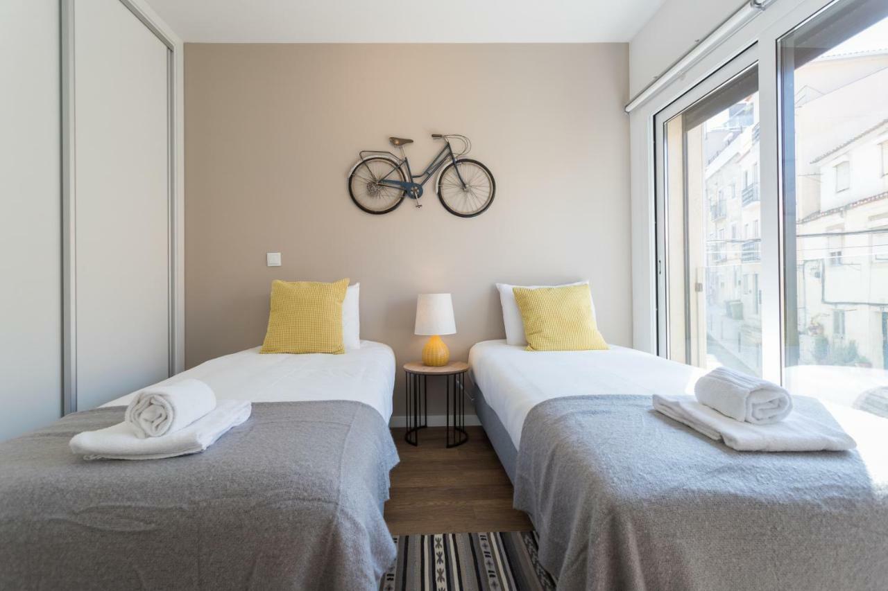 Alfama Lounge Three-Bedroom Apartment W/ River View And Parking - By Lu Holidays Лісабон Екстер'єр фото