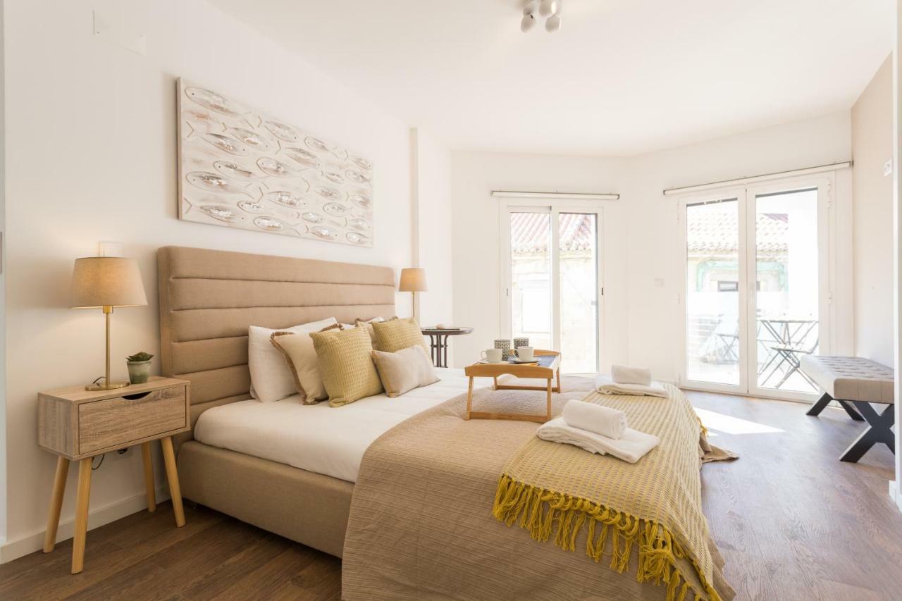 Alfama Lounge Three-Bedroom Apartment W/ River View And Parking - By Lu Holidays Лісабон Екстер'єр фото