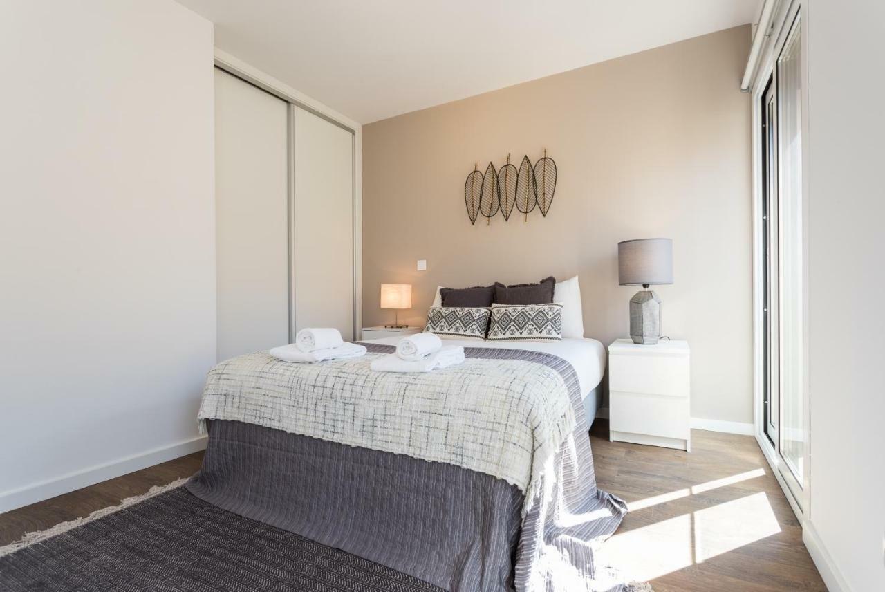 Alfama Lounge Three-Bedroom Apartment W/ River View And Parking - By Lu Holidays Лісабон Екстер'єр фото