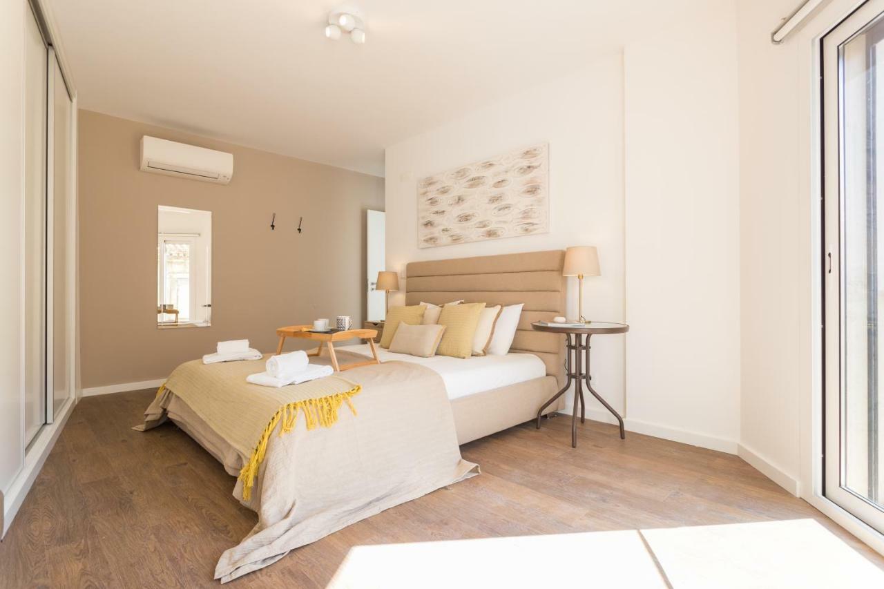 Alfama Lounge Three-Bedroom Apartment W/ River View And Parking - By Lu Holidays Лісабон Екстер'єр фото